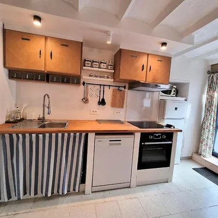 Ferienhaus Authentique Avec Jardin Et Animaux Admis - Fr-1-510-234 *