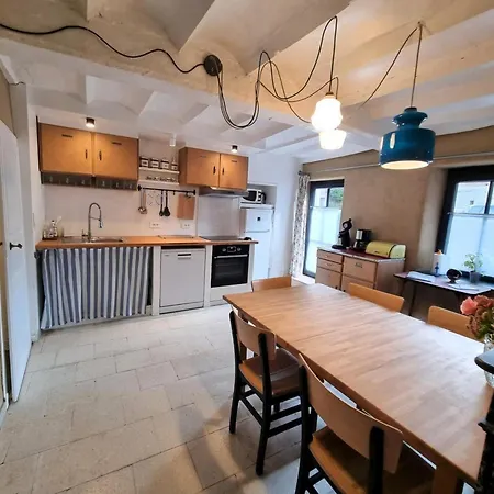 Authentique Avec Jardin Et Animaux Admis - Fr-1-510-234 Tatil Evi Bousignies-sur-Roc