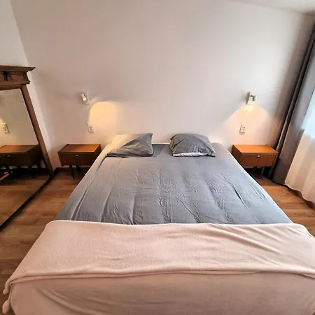 Authentique Avec Jardin Et Animaux Admis - Fr-1-510-234