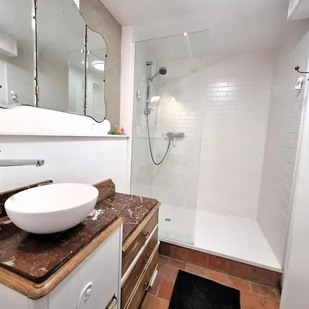 Authentique Avec Jardin Et Animaux Admis - Fr-1-510-234 *