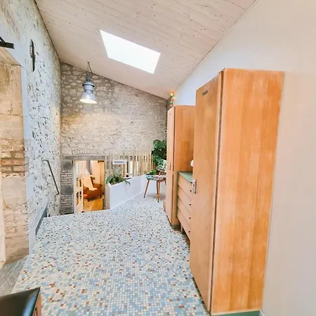 Ferienhaus Authentique Avec Jardin Et Animaux Admis - Fr-1-510-234